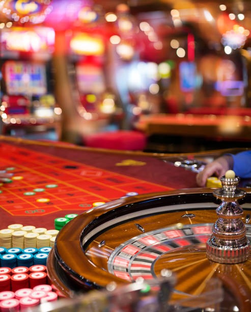 Multi-sport dashboard showing football, esports, and live casino options